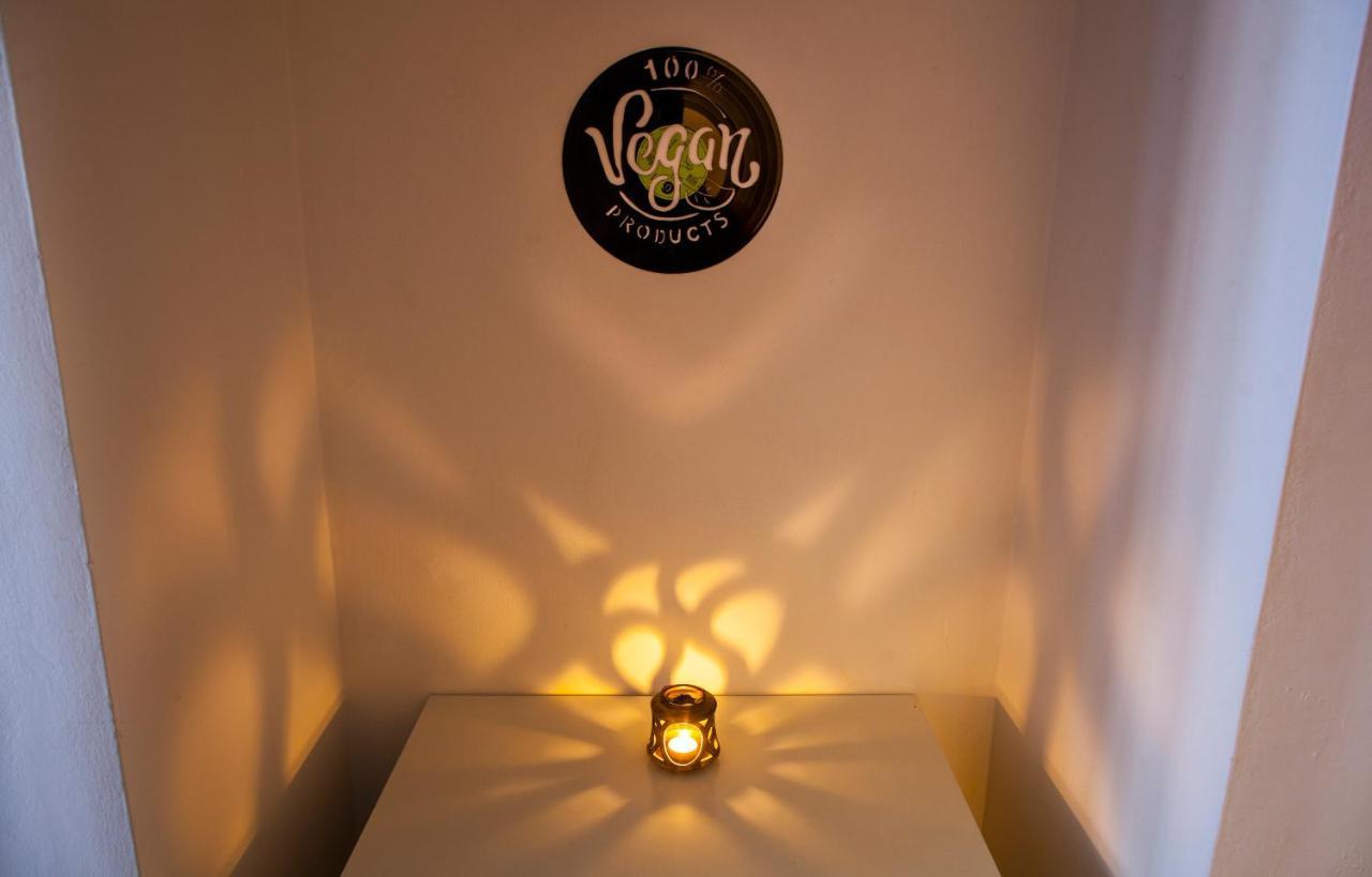 Vegzion - Vegan B&B Svoboda nad Upou Bagian luar foto
